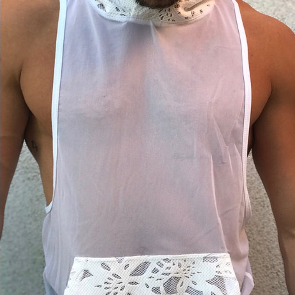 Mesh and Lace Sleeveless Hoodie Q1050 - Picture 2 of 3